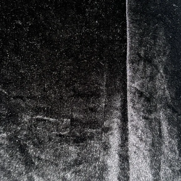 VELVET BLACK BODYCON MINI DRESS UNKNOWN BRAND MEDIUM - Picture 3 of 3